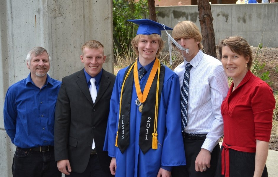 219284_712851358633_63209179_36607819_2338480_o1-1